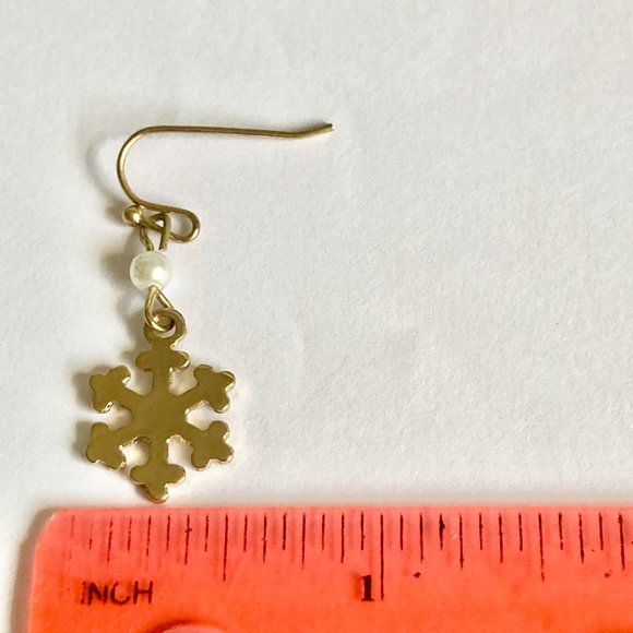 Snowflake Earrings Gold Plated Pearl White Glass Beads Christmas Winter Snow - Picture 11 of 12